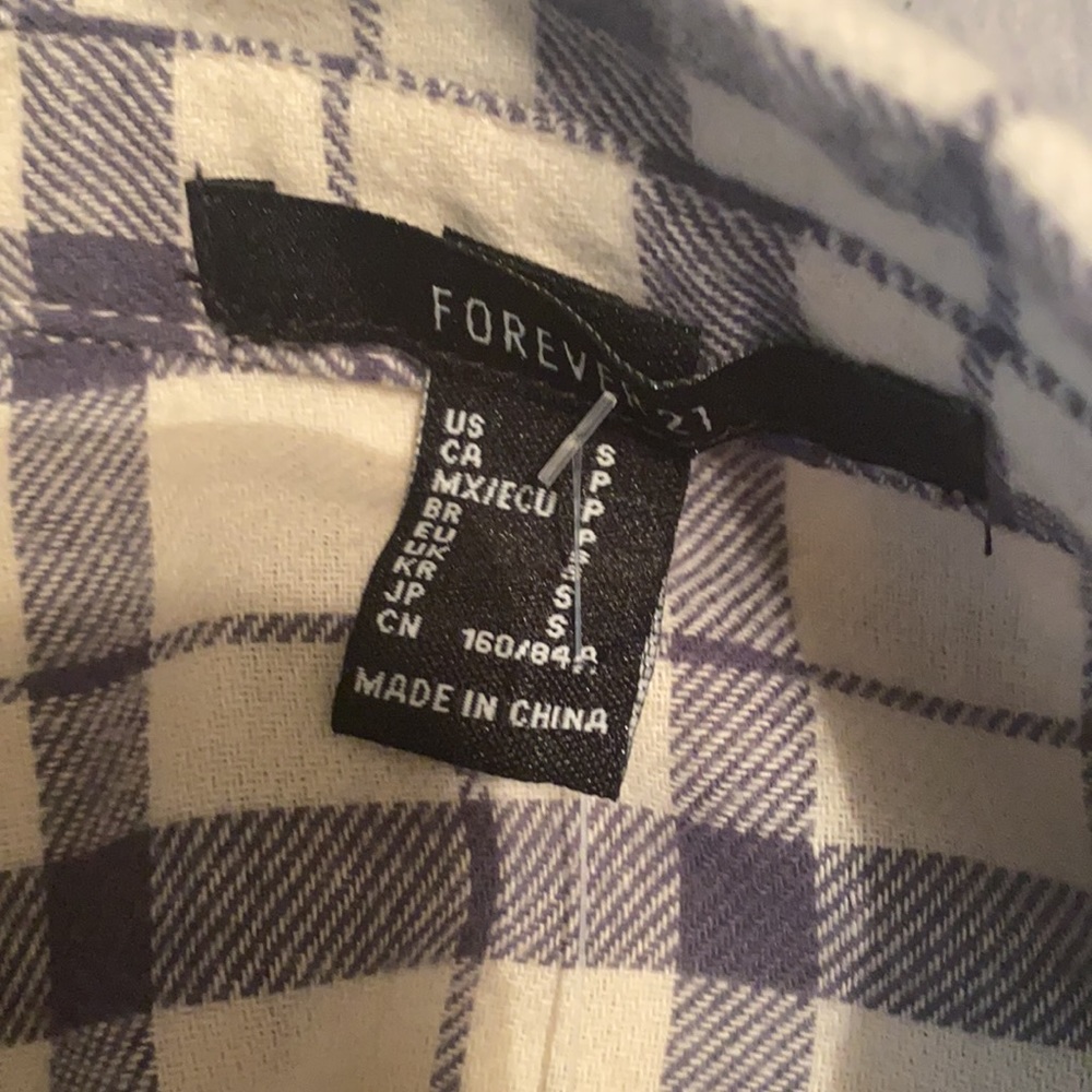 cropped flannel - Picture 3 of 4